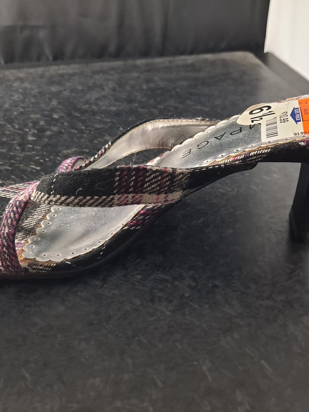 VINTAGE Y2K Rampage Women’s Black Plaid Slip-On Heels - Size 6.5 - Picture 4 of 11